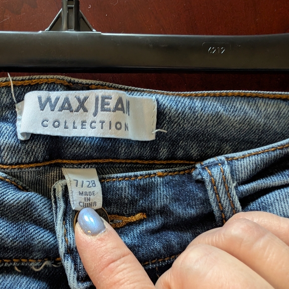 Wax Jean Collection Distressed Blue Jeans Size 7 - Picture 2 of 3